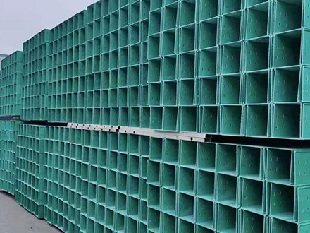 600*100玻璃鋼電纜橋架多少錢一米？