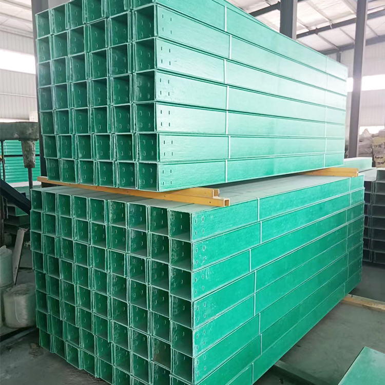 影響玻璃鋼電纜橋架壽命的因素有哪些？